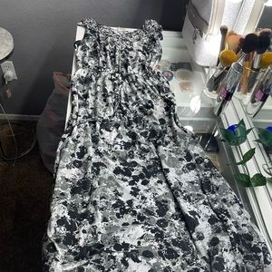 Long black & white dress